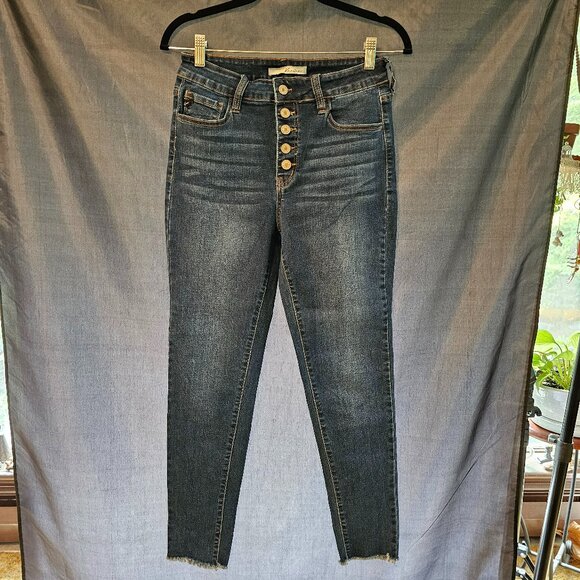 Kancan button fly jeans. Size 9 - Picture 1 of 4